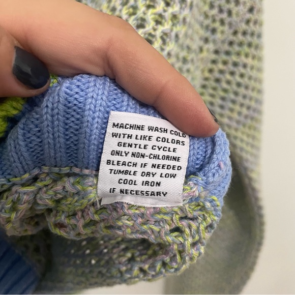 525 AMERICANA Cropped Color Block Sweater L - Picture 5 of 6